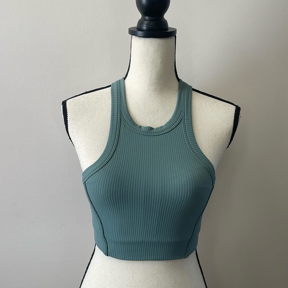 Lululemon Ribbed Nulu bra